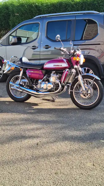 Suzuki GT 750 - foto 3