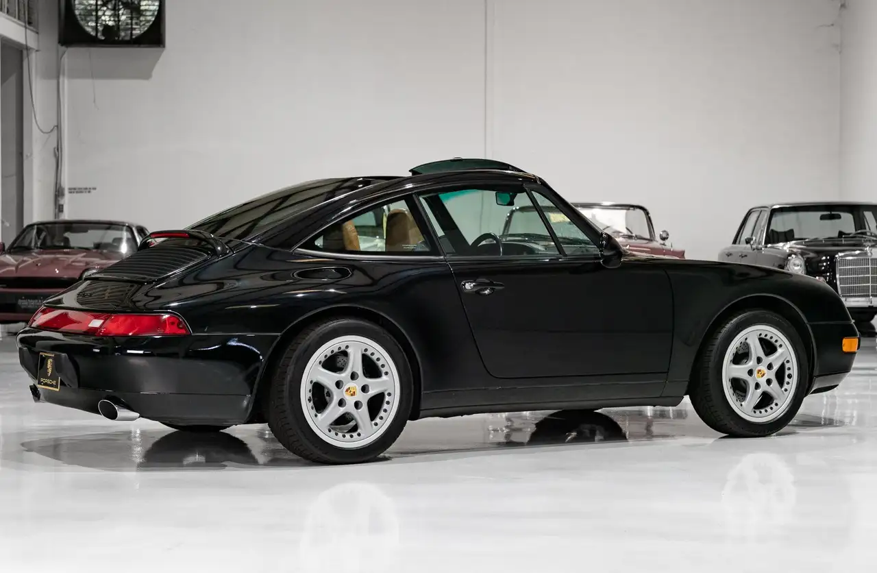 Porsche 911 CARRERA TARGA (SIX-SPEED MANUAL) SIX-SPEED MANUAL, foto 6