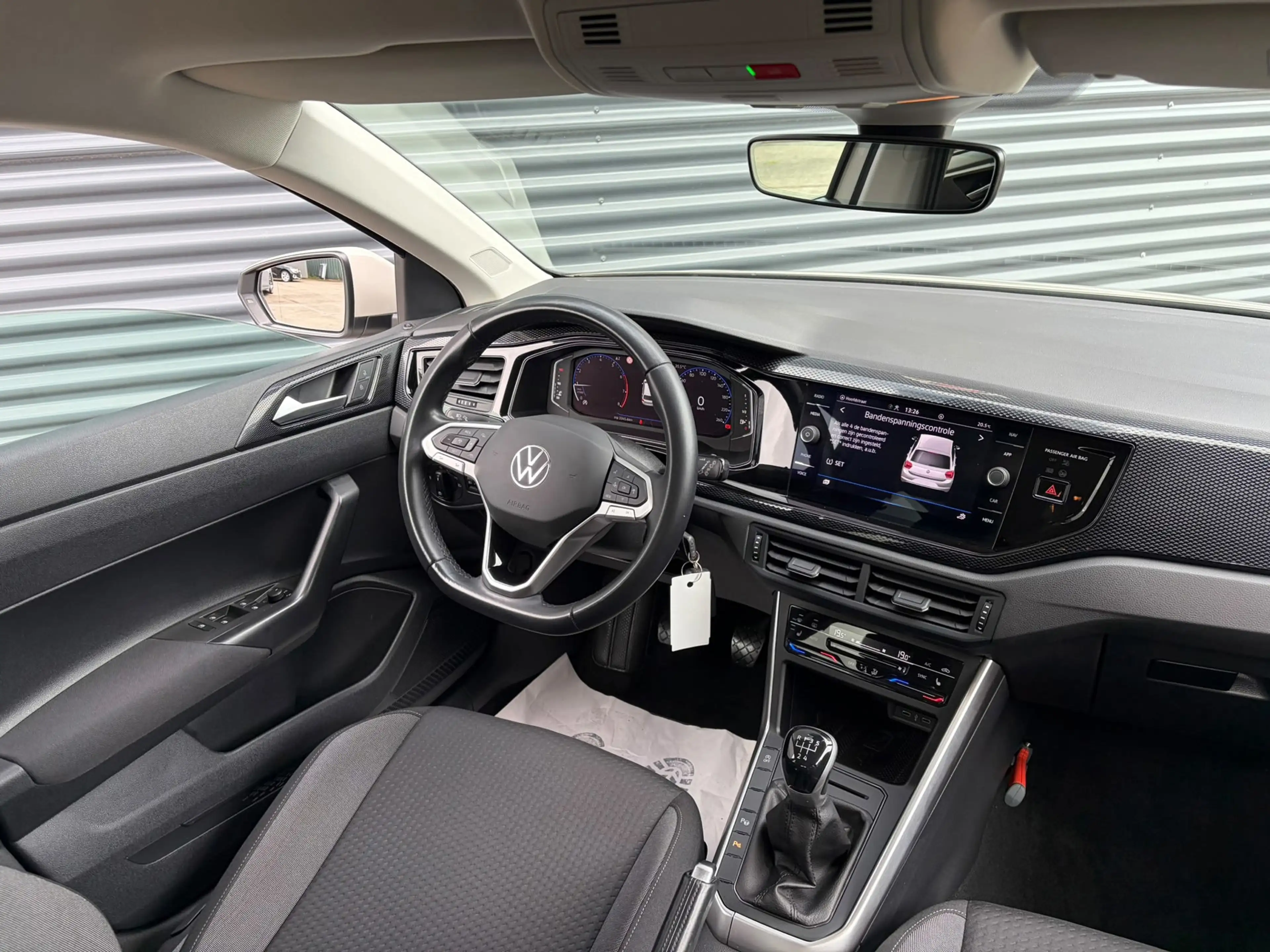 Volkswagen Polo 1.0 TSI Life ASCOT GREY/ CLIMA/ STOEL VERW. — photo 5