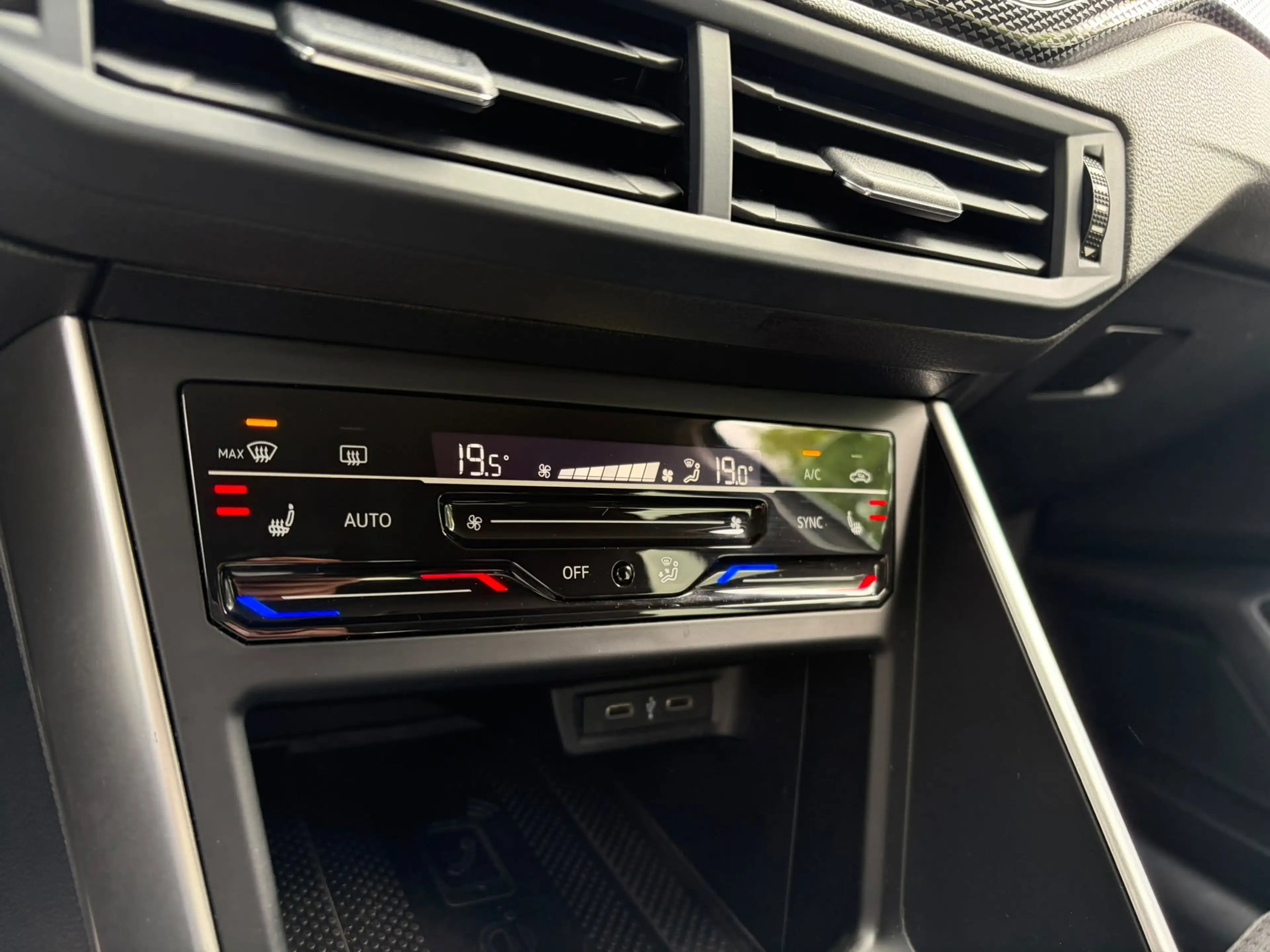 Volkswagen Polo 1.0 TSI Life ASCOT GREY/ CLIMA/ STOEL VERW. — photo 9