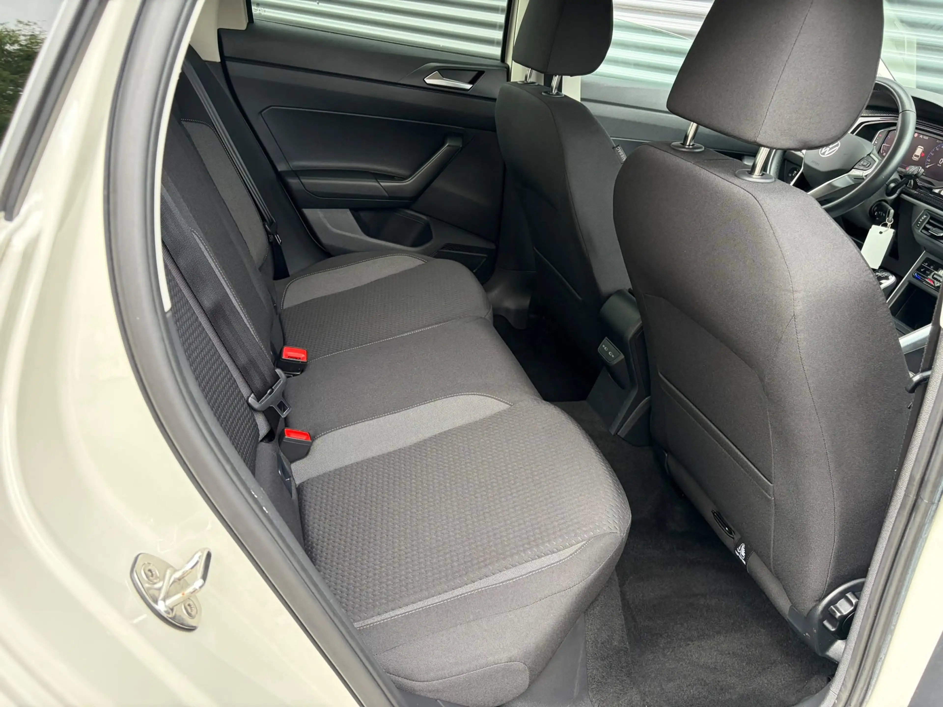 Volkswagen Polo 1.0 TSI Life ASCOT GREY/ CLIMA/ STOEL VERW. — photo 7