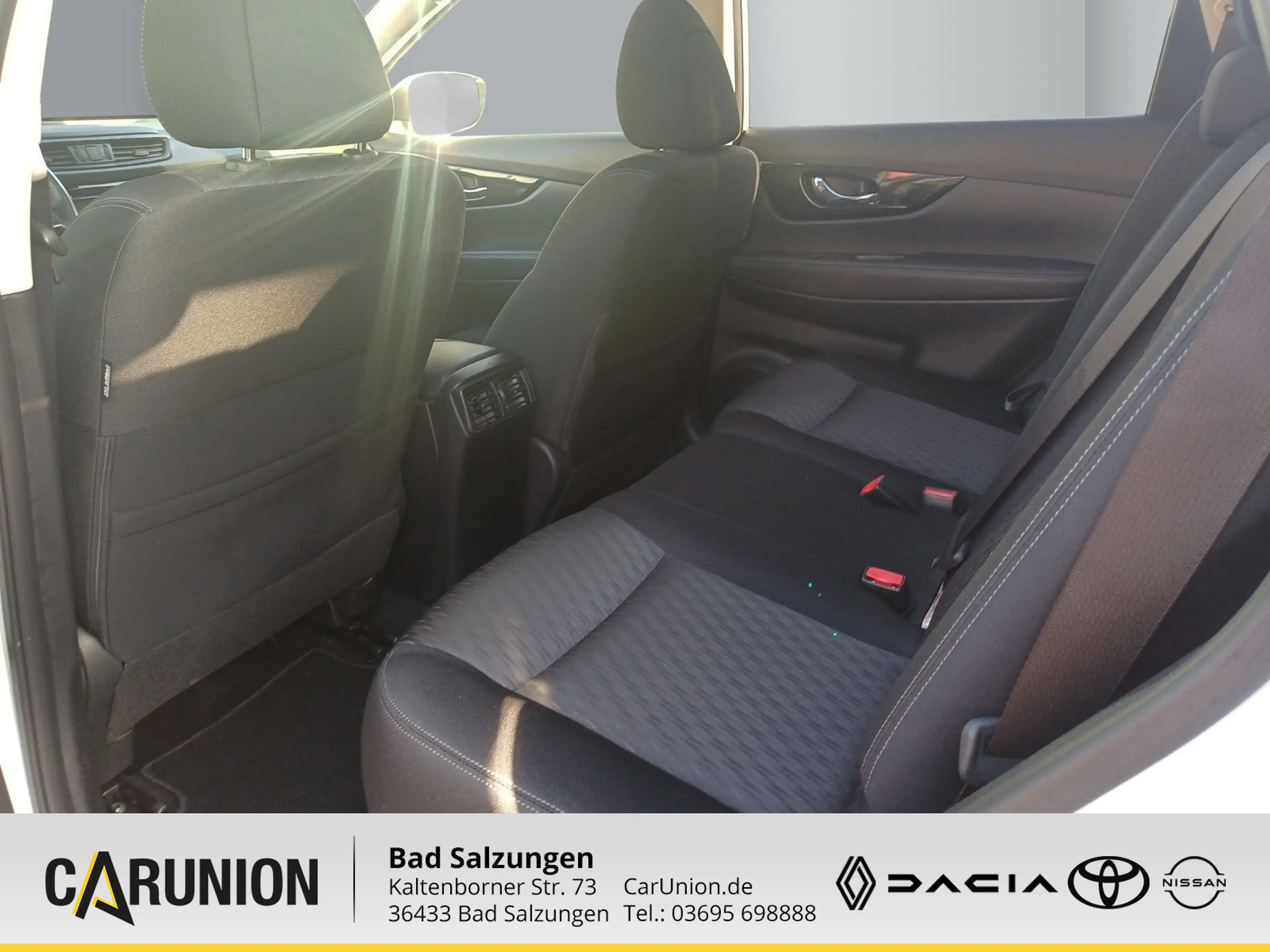 Nissan X-Trail 2,0 dCi N-Connecta 4x4 — photo 8