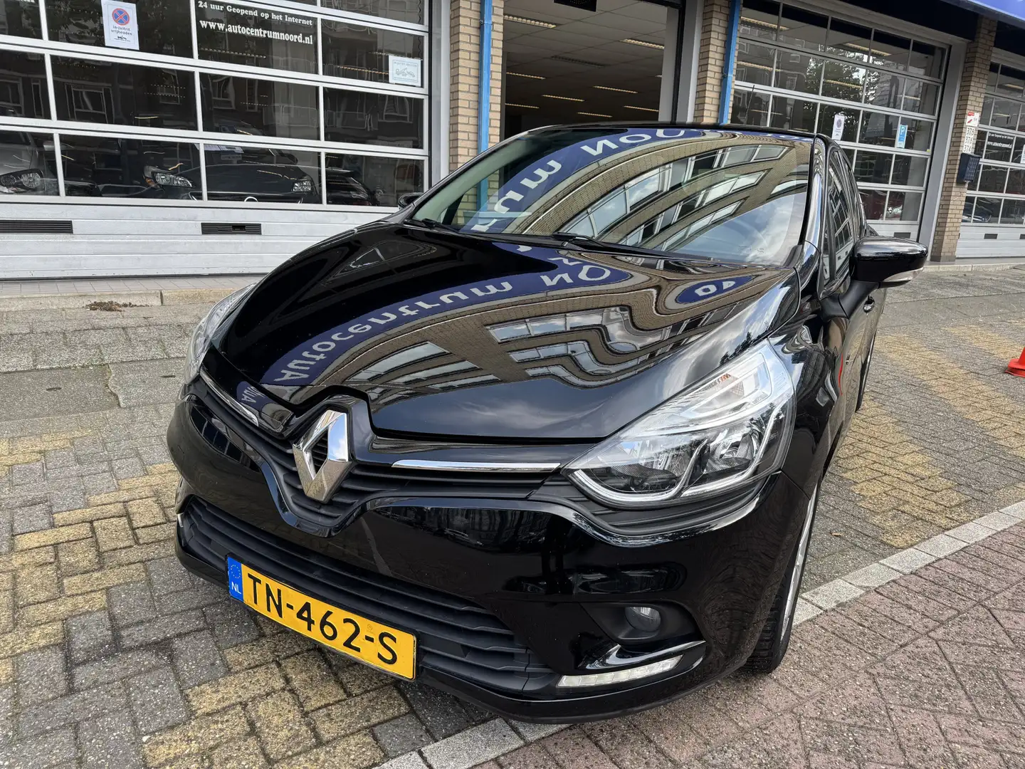 Renault Clio 0.9 TCe Limited | Navigatie | Cruise Control | Par Noir - 2