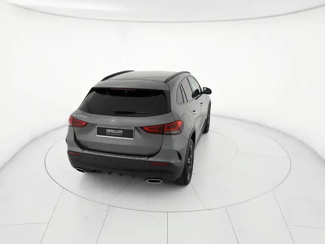 Mercedes-Benz Gla view 6