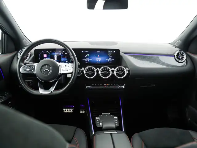 Mercedes-Benz Gla view 9