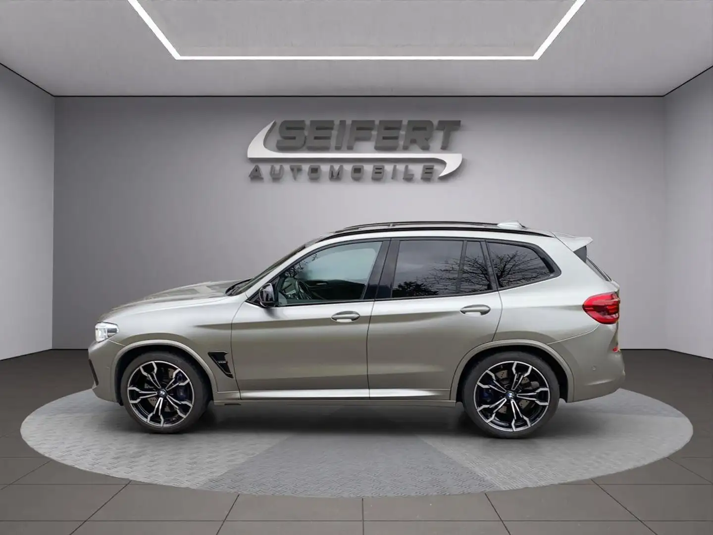 BMW X3 M X3M COMPETITION | M Drivers Package | AHK | HUD Grey - 2