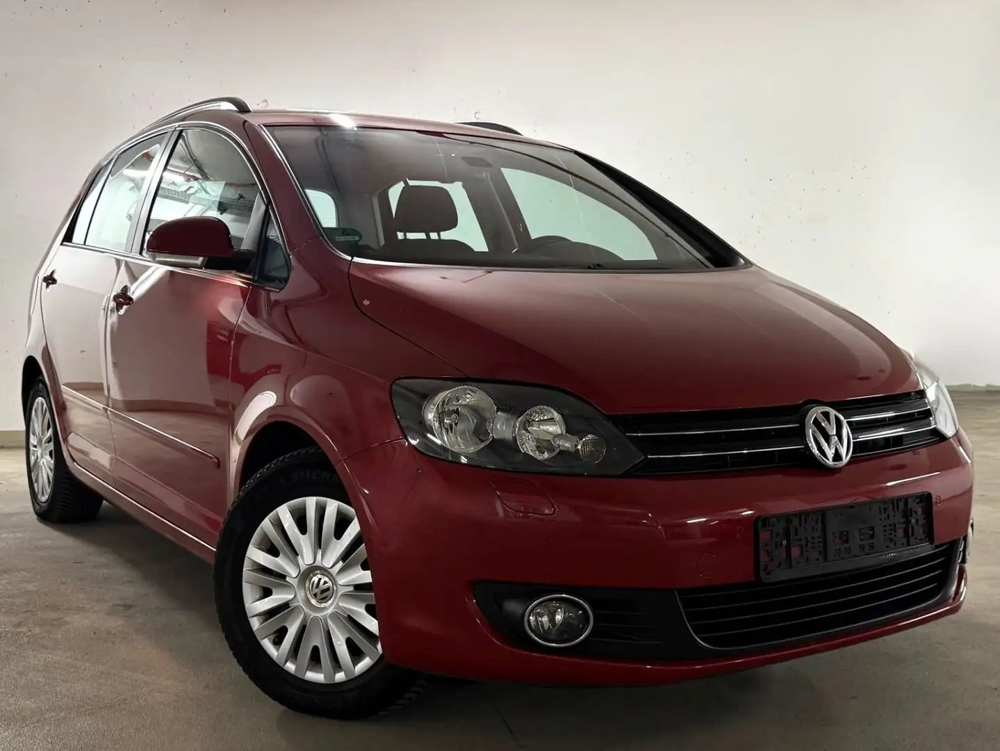 Volkswagen Golf Plus *PDC*AHK*SITZHEIZUNG*UHV-PREMIUM* Rojo - 1
