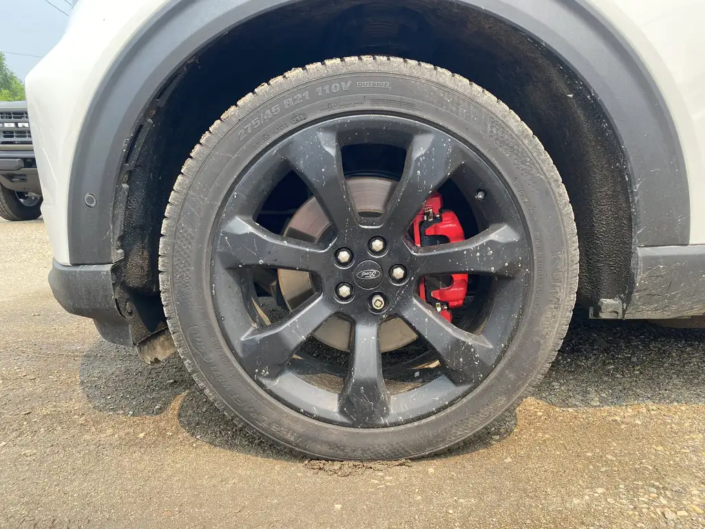2020 Ford Explorer ST | Technology Pkg | ST Street Pack | SYNC 3 — photo 3
