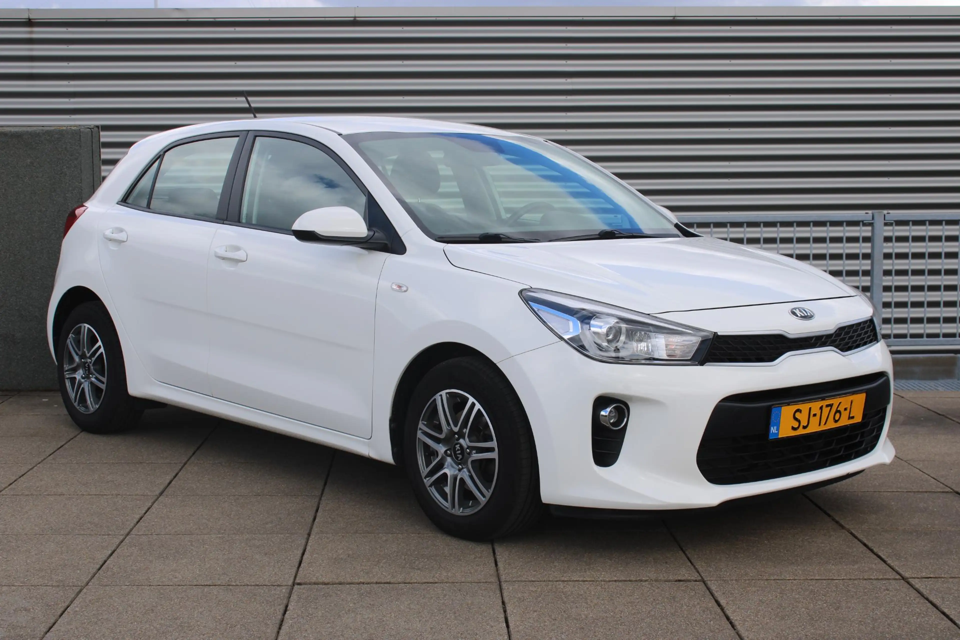 Kia Rio 1.0 TGDI ComfortPlusLine Navigator Trekhaak /  Nav — photo 2