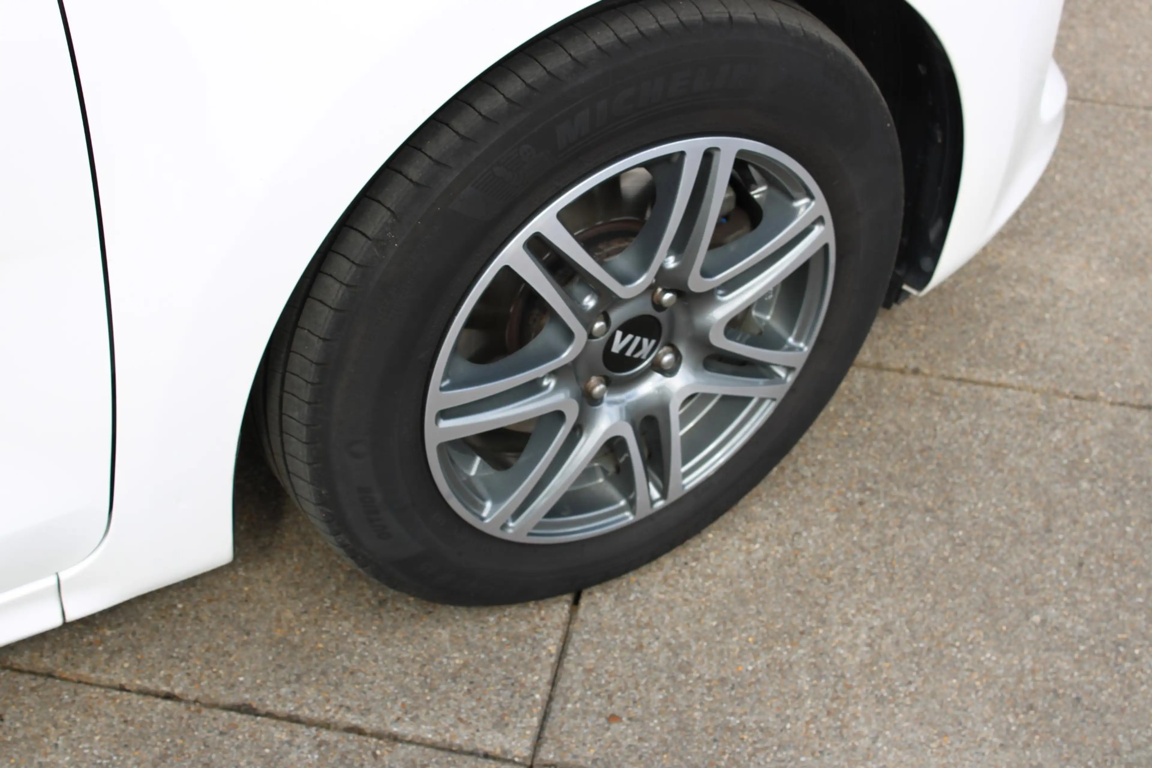 Kia Rio 1.0 TGDI ComfortPlusLine Navigator Trekhaak /  Nav — photo 9