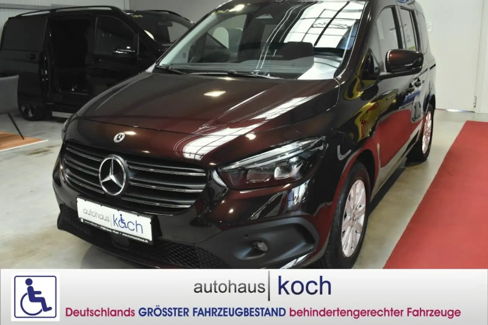 Mercedes-Benz T-Class 180 Progressive Edition rollstuhlgerecht Rouge - 1