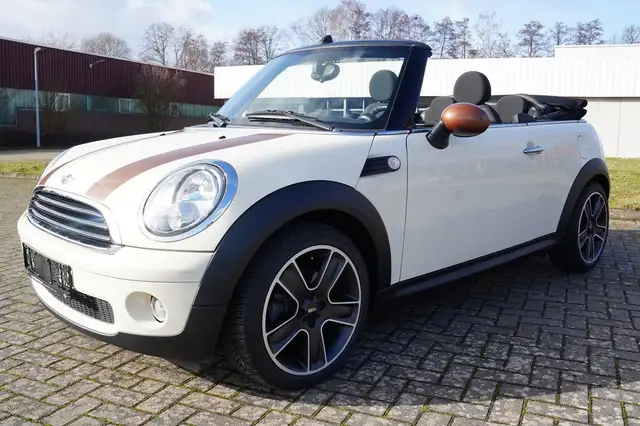 MINI One Cabrio - Navi-Klima-Sitzheizung-PDC-1.Hand