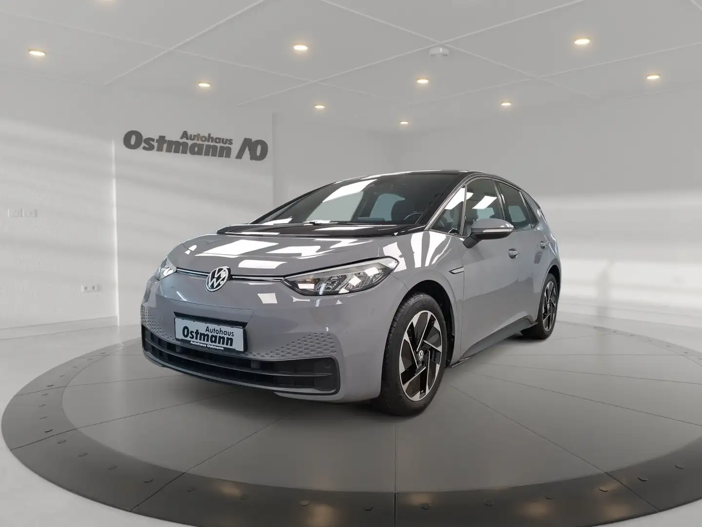 Volkswagen ID.3 Pure Performance City LED SHZ CarPlay 18'' Grijs - 1