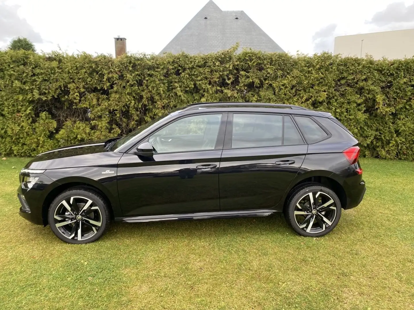 Skoda Kamiq 1.0 TSI BENZINE Monte Carlo AUTOMAAT NIEUW Noir - 2