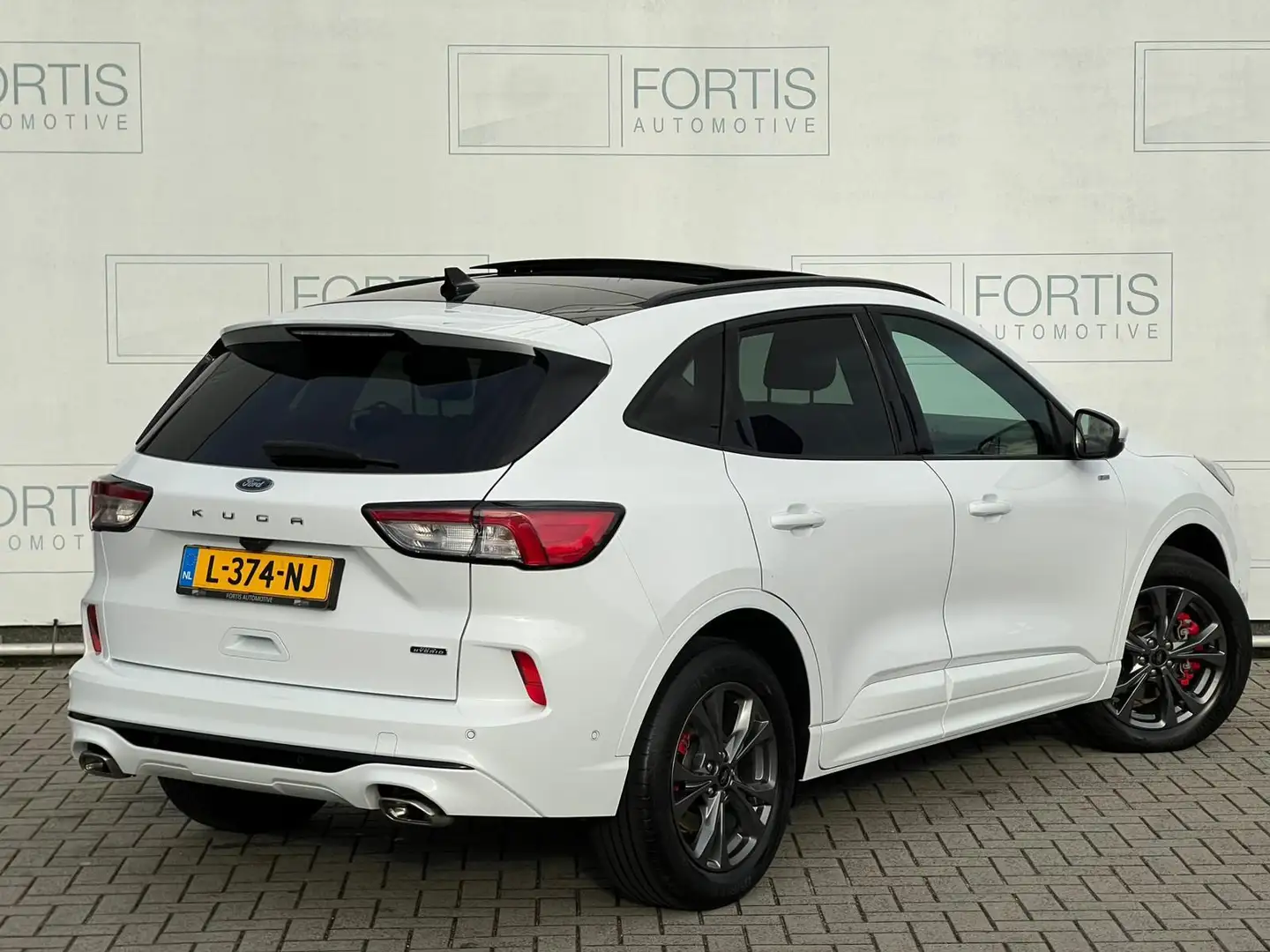 Ford Kuga 2.5 PHEV ST-Line X NL AUTO | ELEKTR KLEP | PANO | Weiß - 2