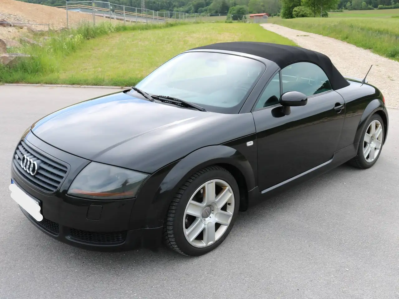 Audi TT Roadster 1.8 T quattro, foto 1