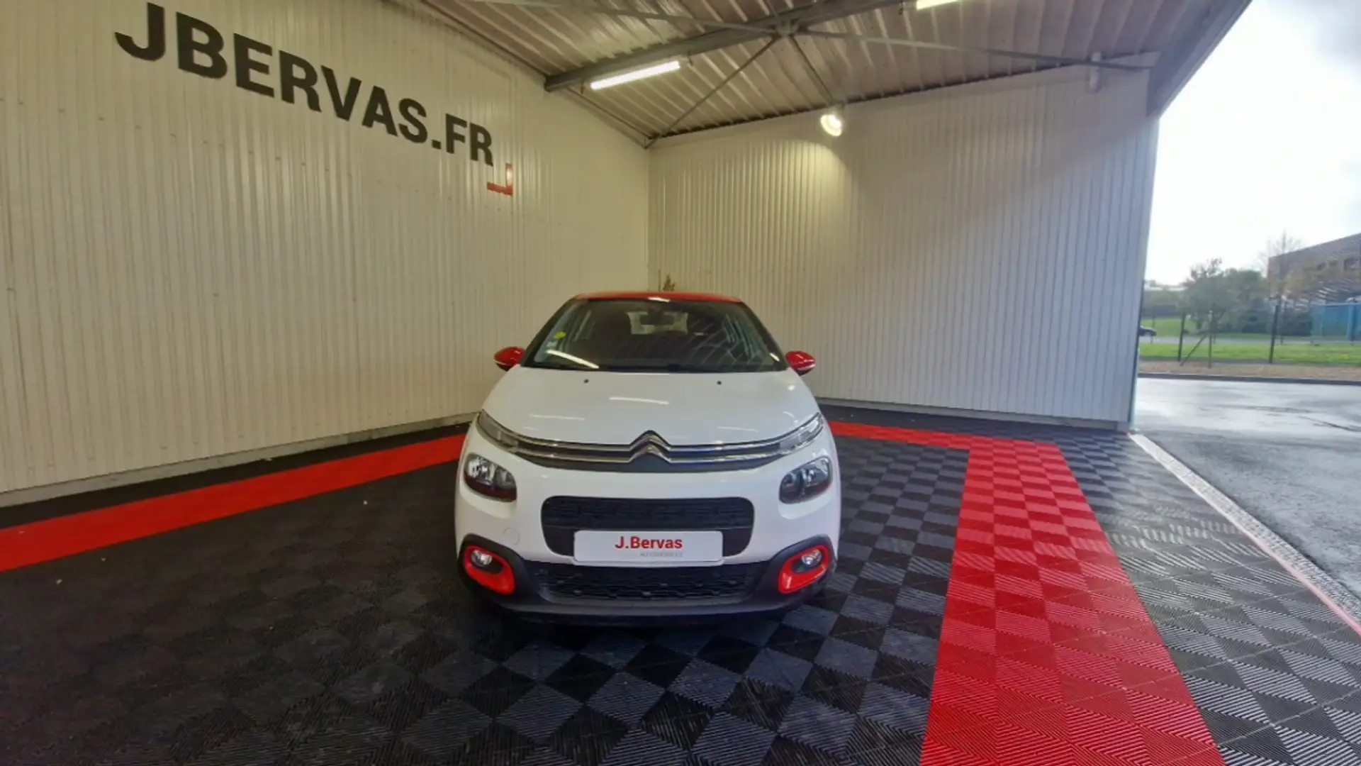 Citroen C3 SOCIETE BLUEHDI 100 SS FEEL NAV Blanc - 2
