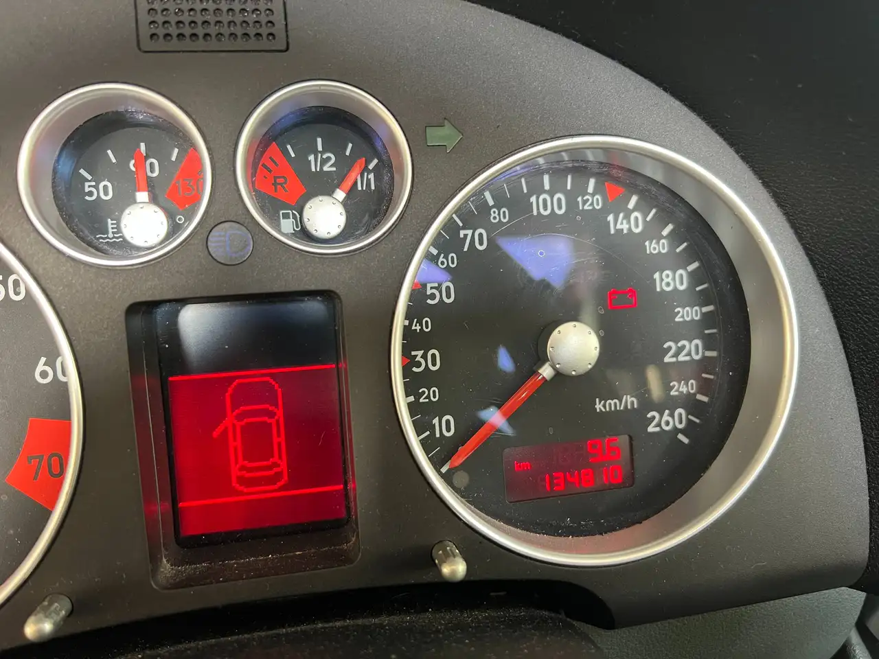 Audi TT Roadster 1,8 T quattro, foto 4