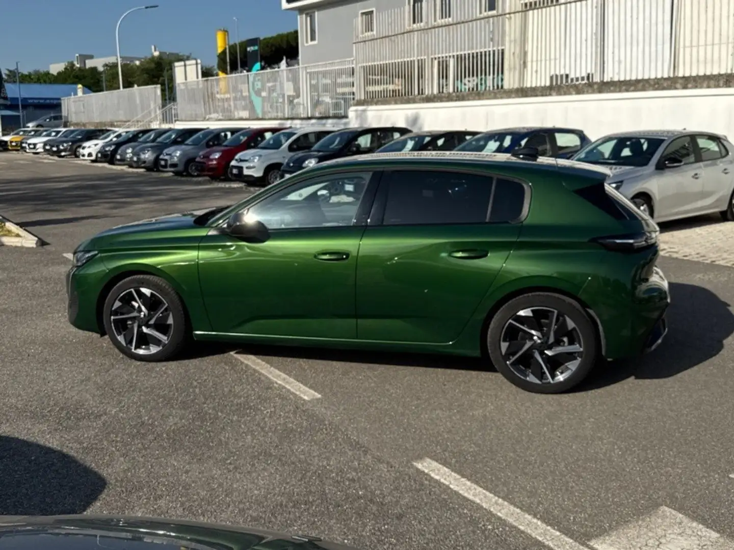 Peugeot 308 Allure Pack PureTech 130 S&S Verde - 2