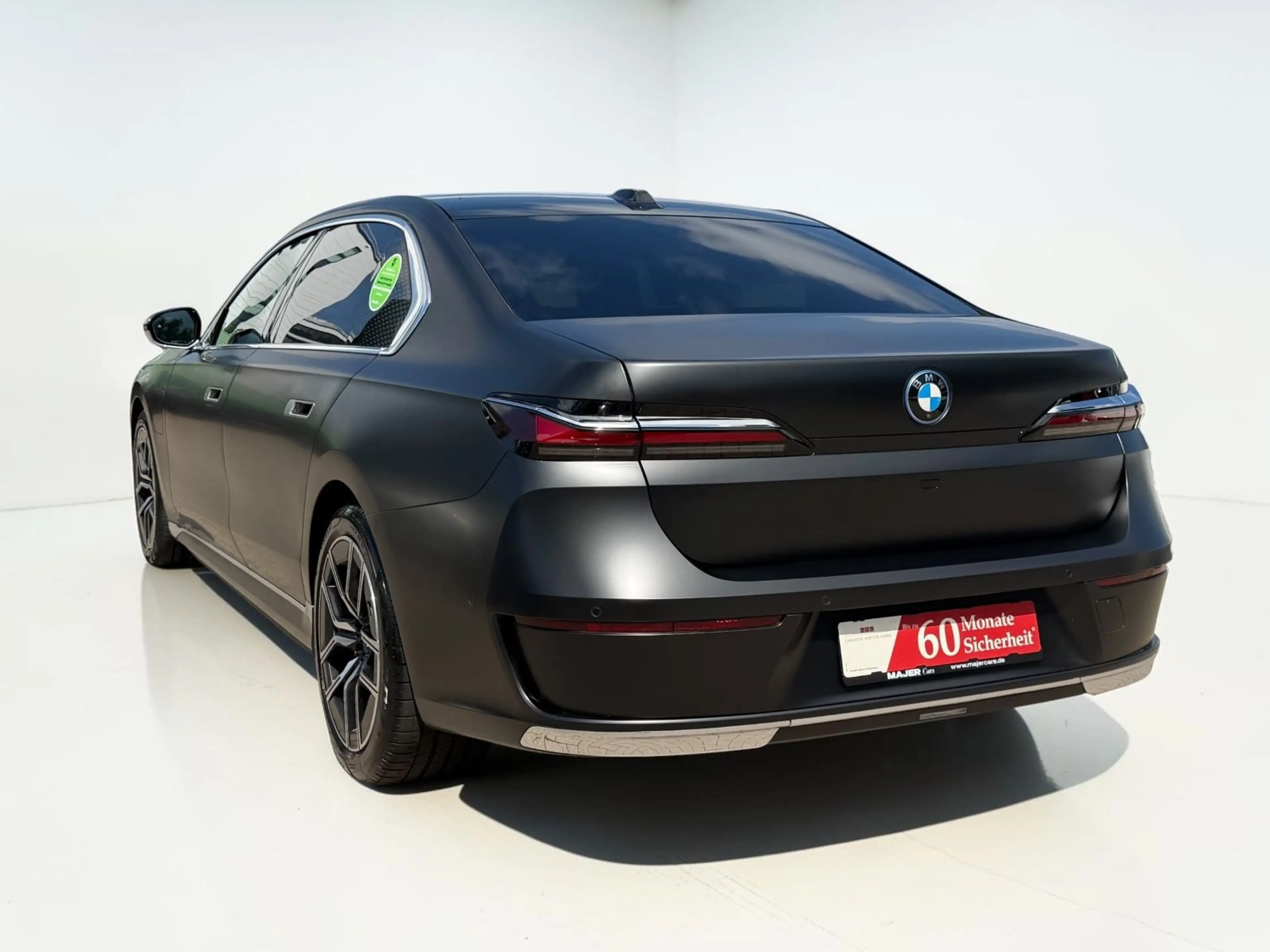 BMW 750 E xDrive Design Pure Excellence*PANO*VOLLVOLL — photo 10