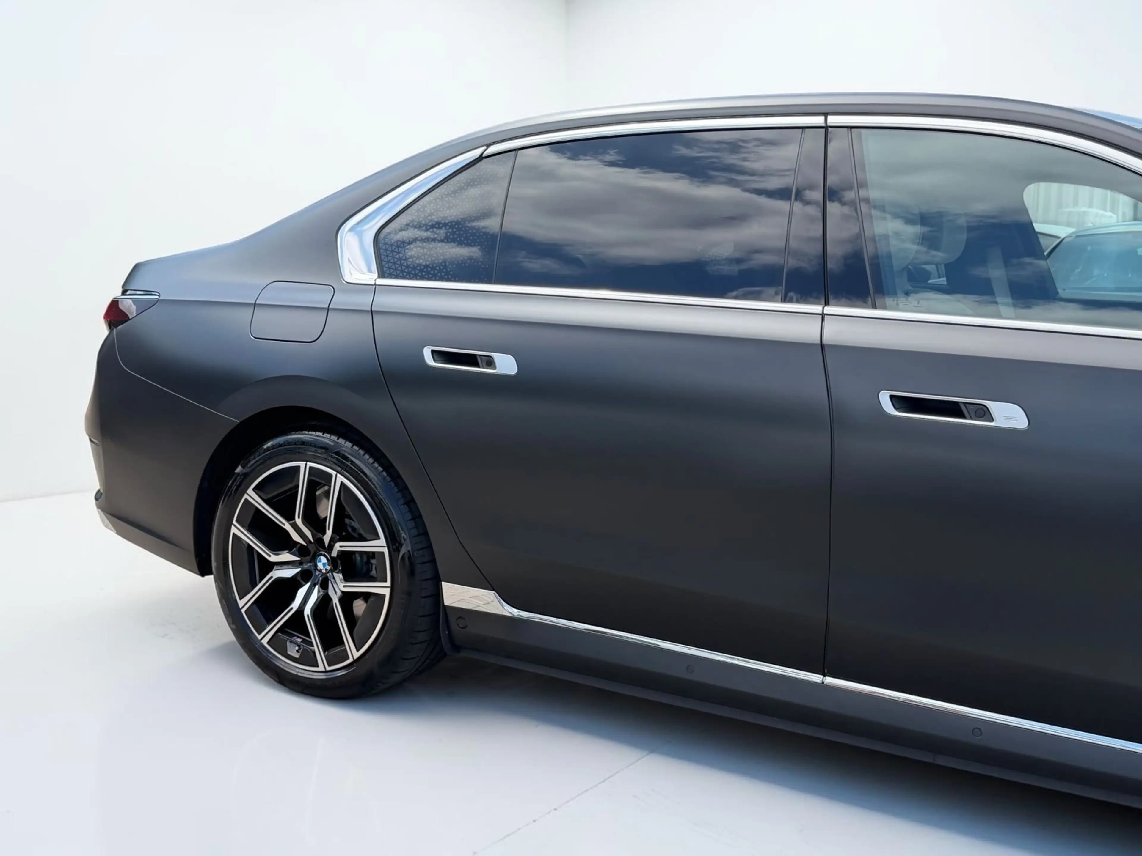 BMW 750 E xDrive Design Pure Excellence*PANO*VOLLVOLL — photo 7