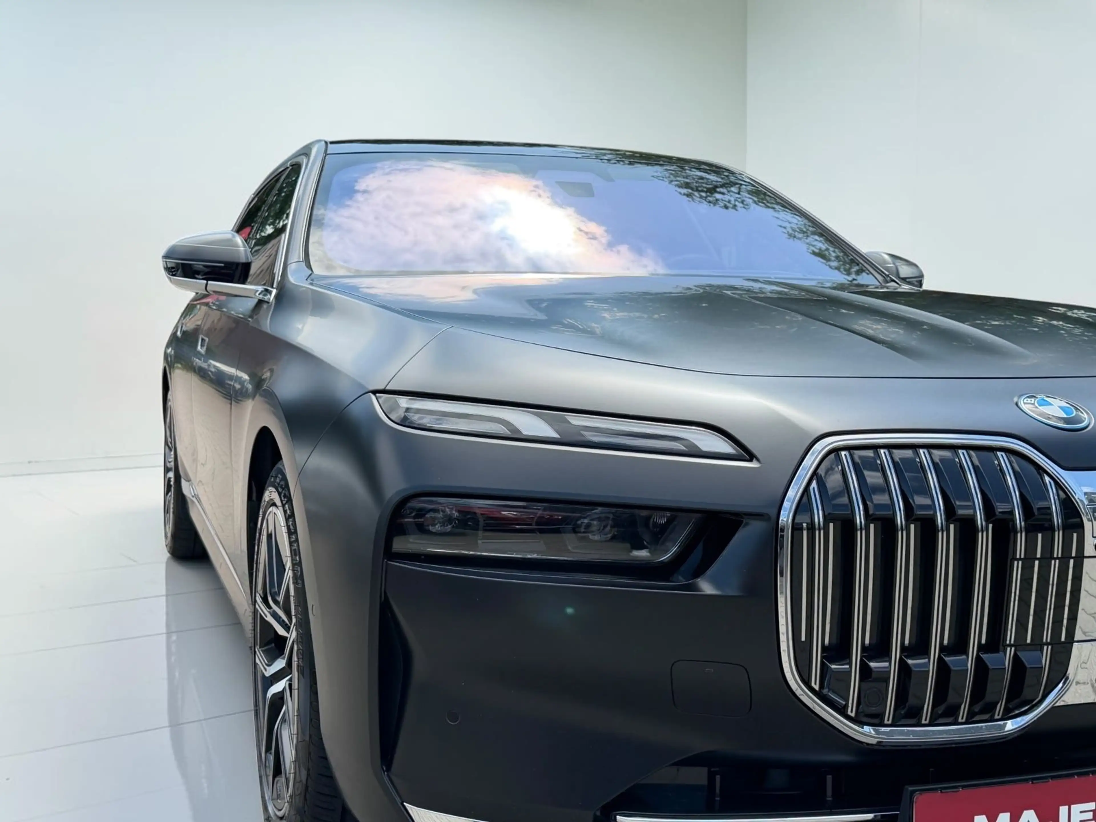 BMW 750 E xDrive Design Pure Excellence*PANO*VOLLVOLL — photo 5