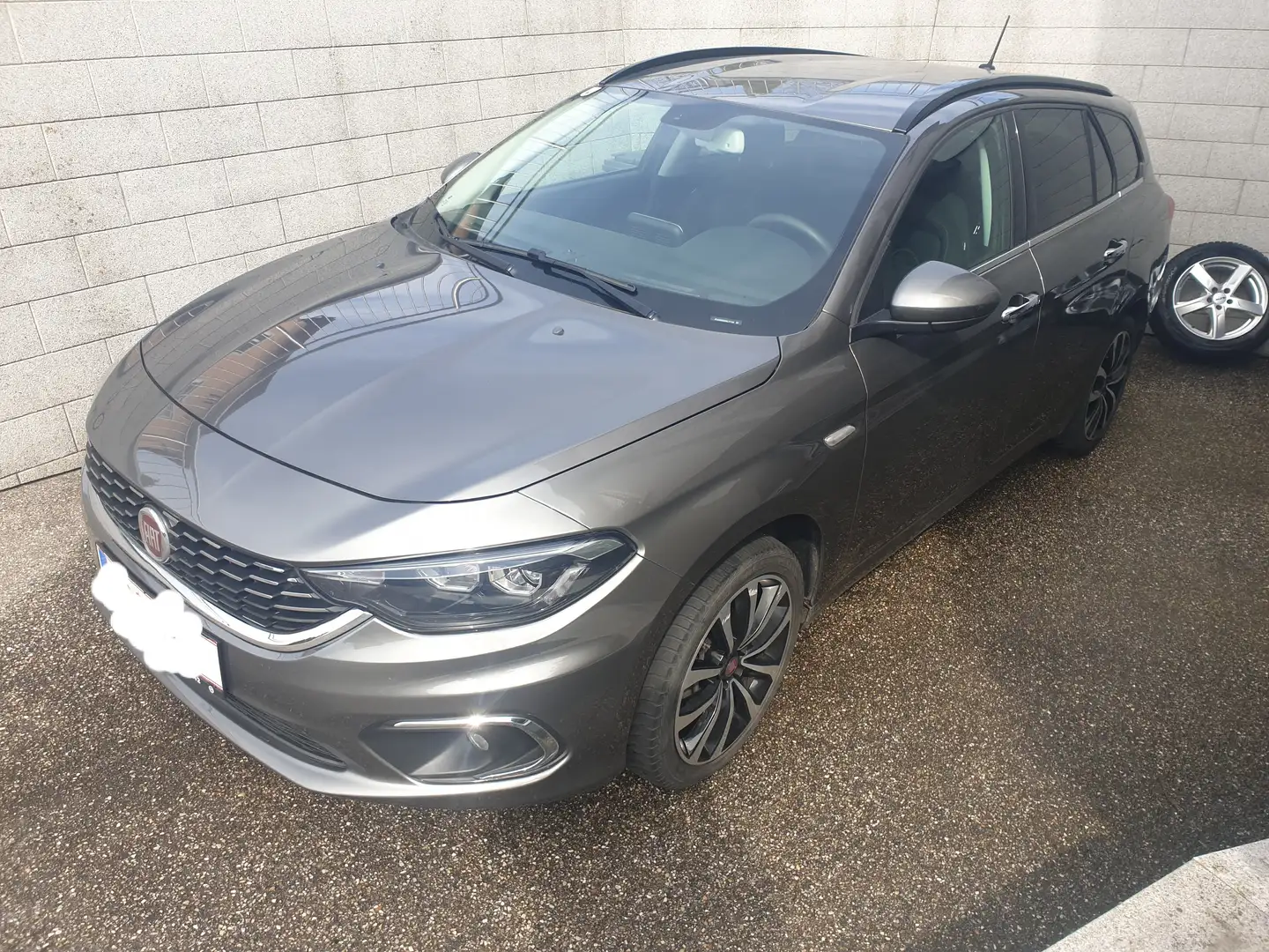 Fiat Tipo Tipo 1,3 MultiJet II 95 Start Grau - 1