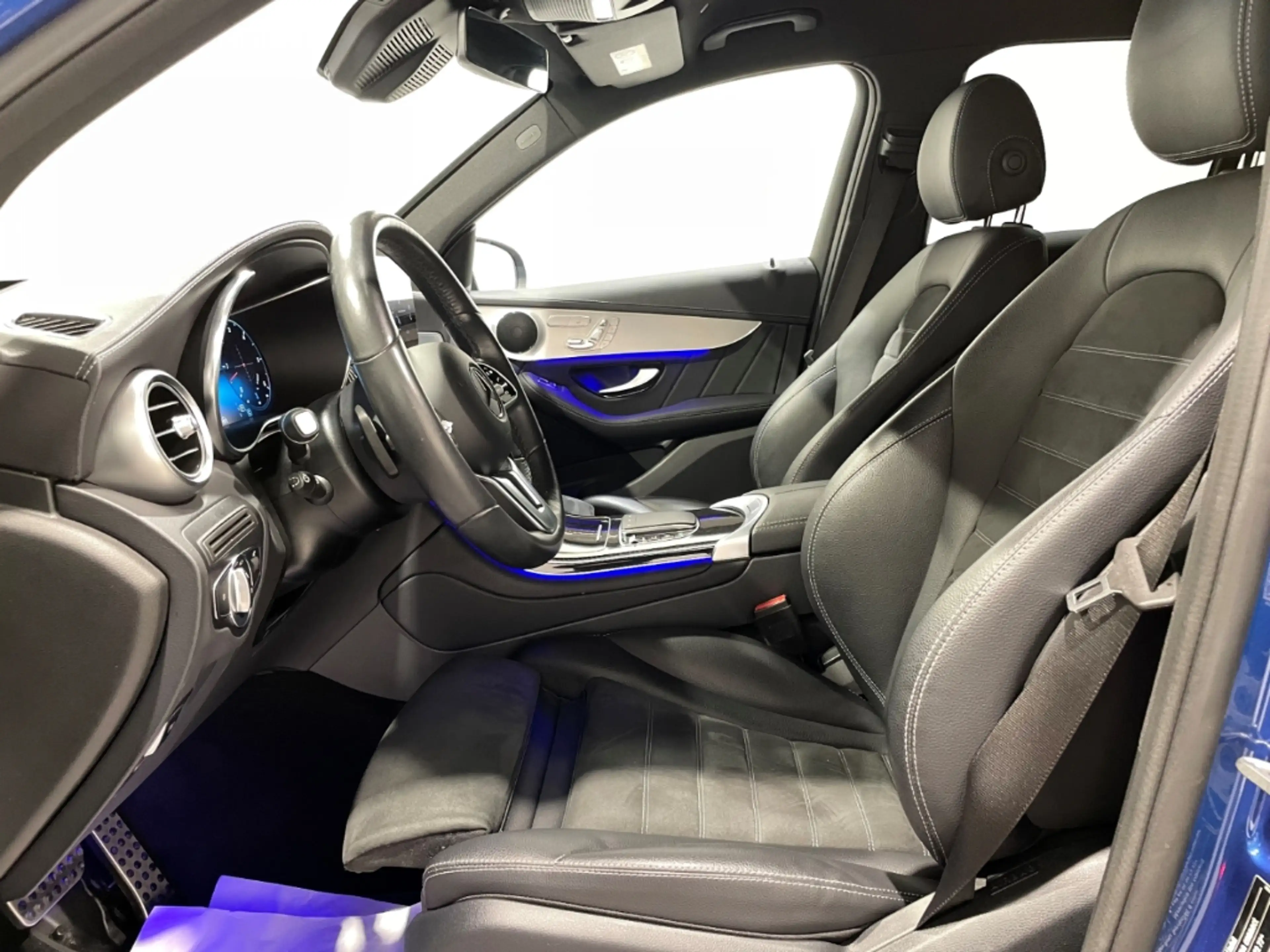 Mercedes-Benz GLC 400 d 4Matic Automatik AMG-Line Leder LED ACC — photo 5