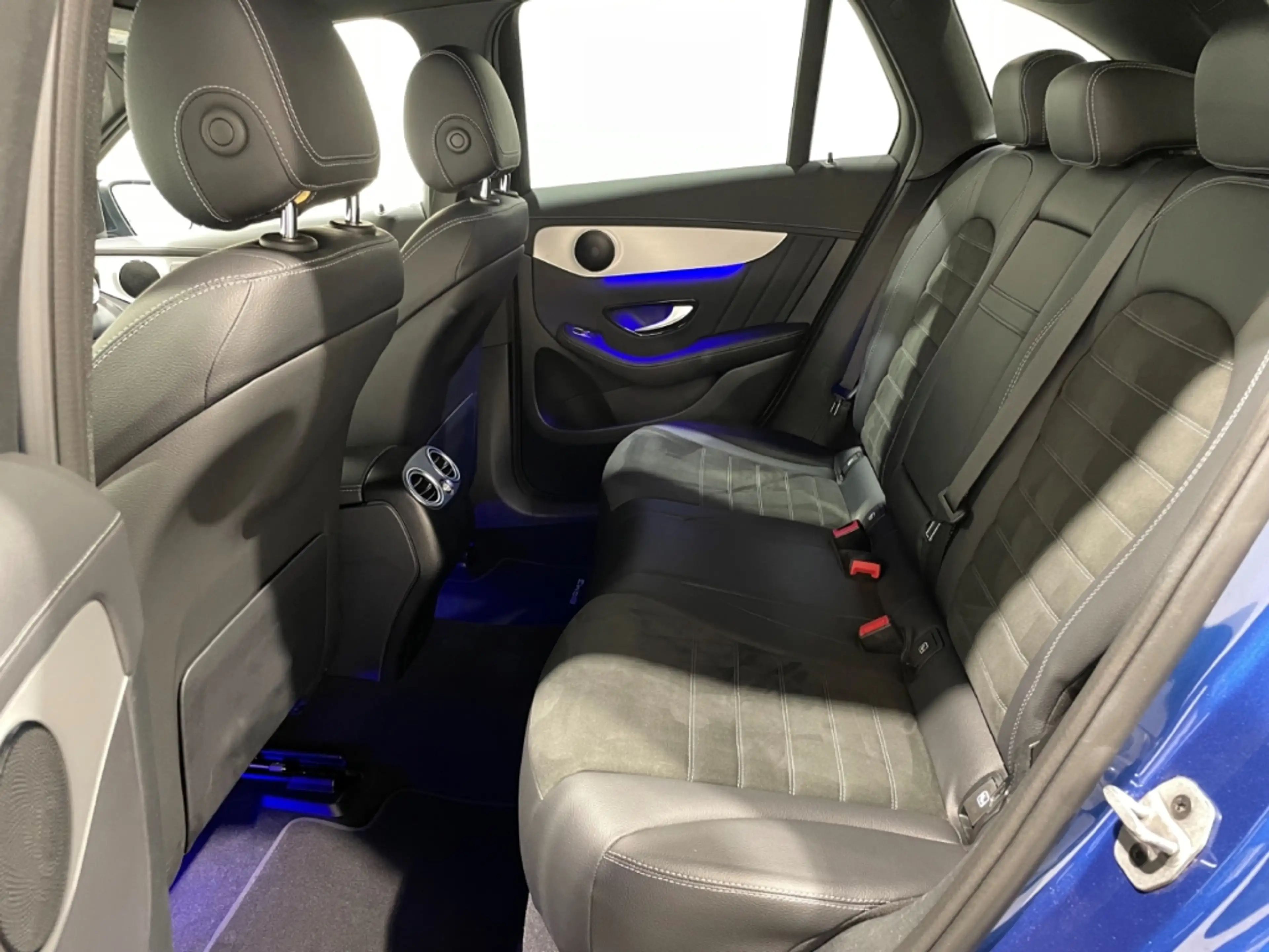 Mercedes-Benz GLC 400 d 4Matic Automatik AMG-Line Leder LED ACC — photo 7