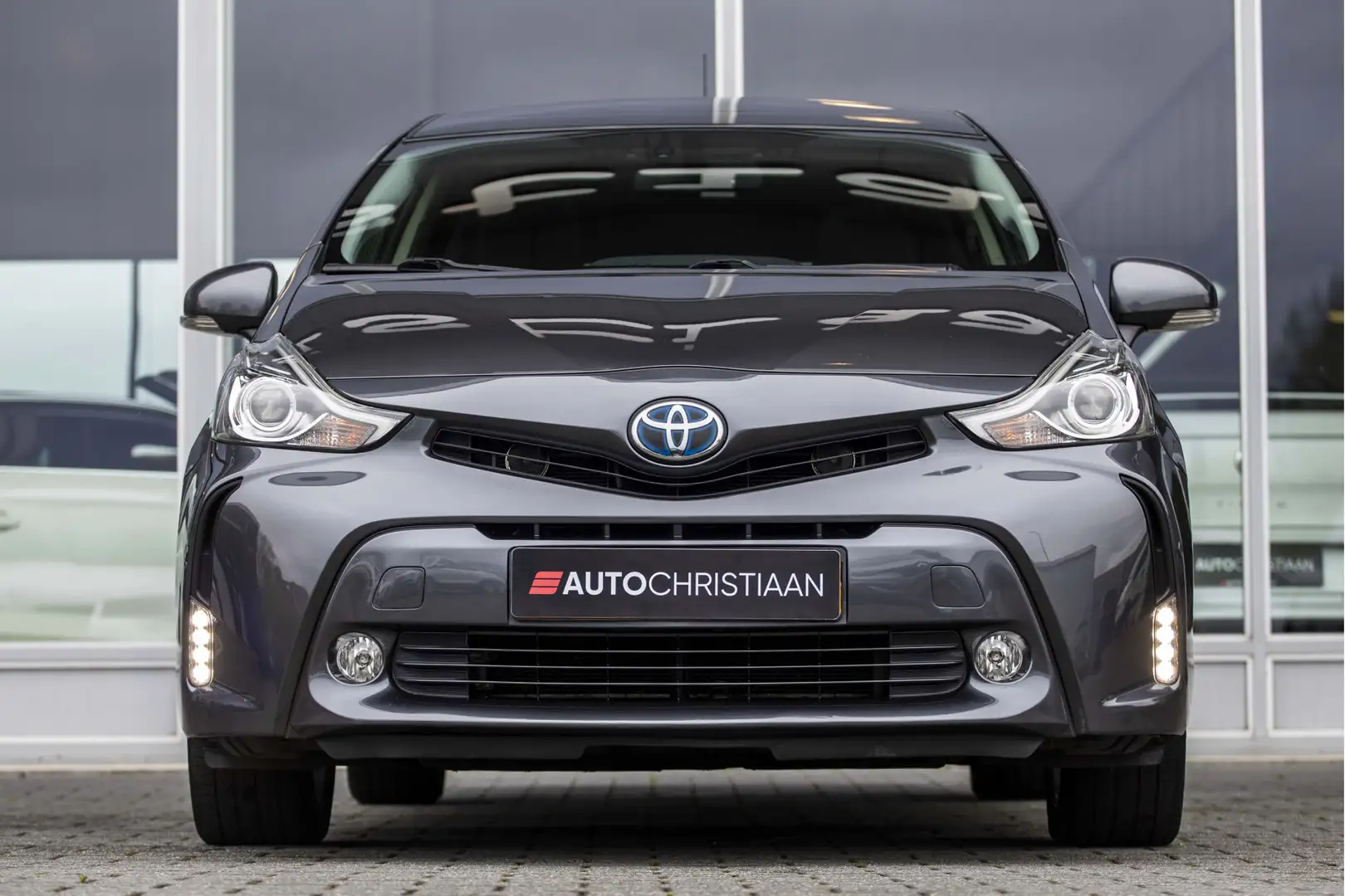 Toyota Prius+ 1.8 Dynamic | 7 pers. | Pano | NL Auto | Head-Up | Šedá - 2