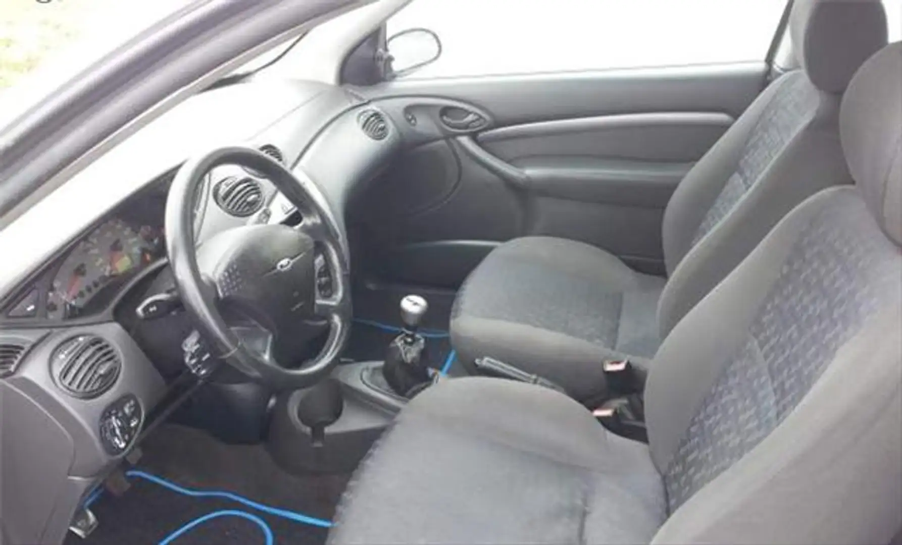 Ford Focus Belle ford  1.8 tddi 2001 reprise possible - 2