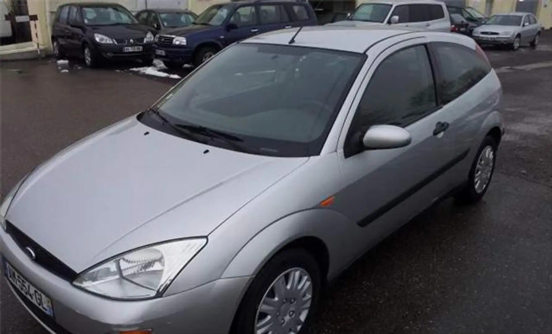 Ford Focus Belle ford  1.8 tddi 2001 reprise possible - 1
