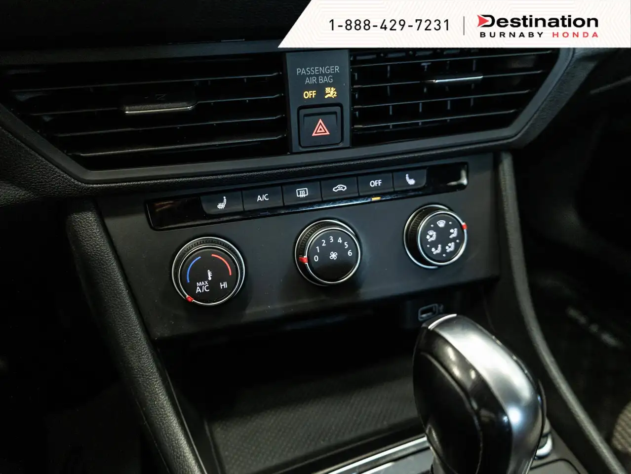Volkswagen Jetta photo Volkswagen Jetta