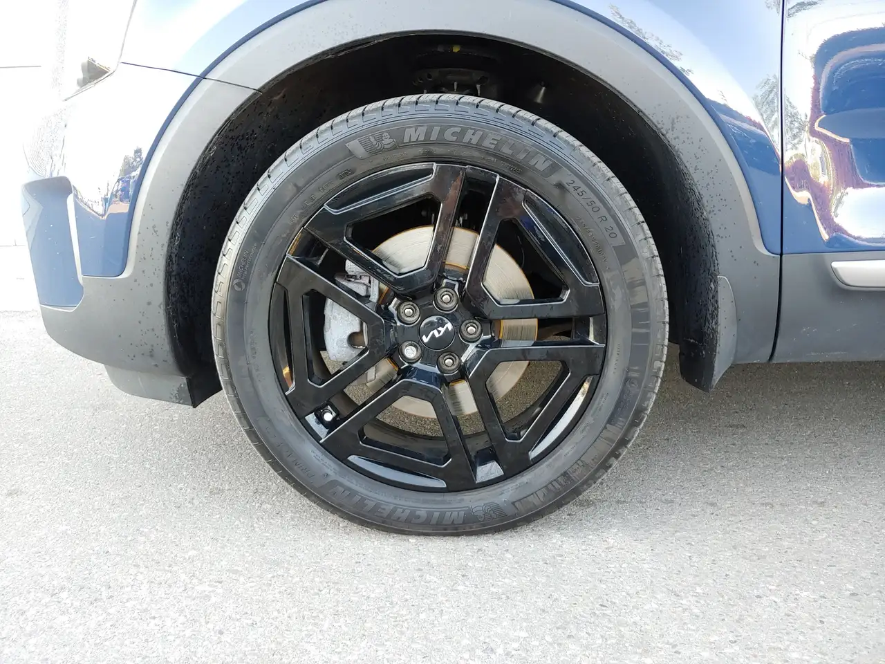 Kia Telluride снимка Kia Telluride