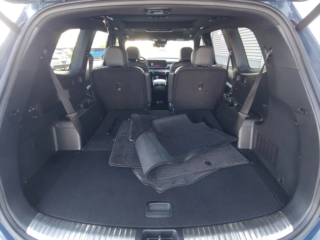 Kia Telluride снимка Kia Telluride