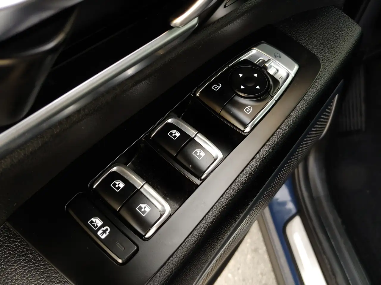 Kia Telluride снимка Kia Telluride