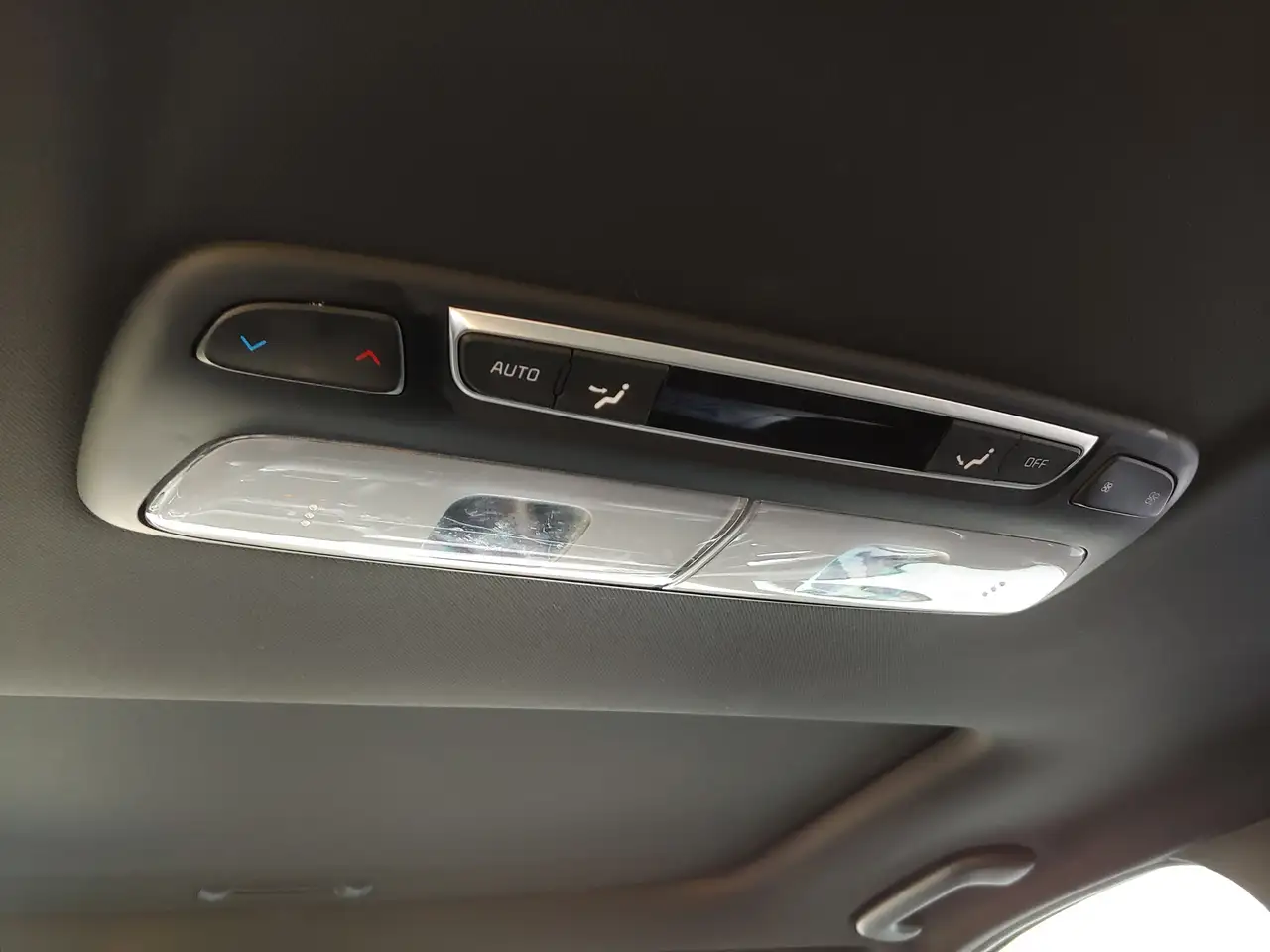 Kia Telluride снимка Kia Telluride