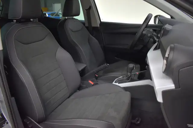 Seat Arona view 10