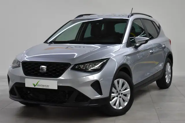 Seat Arona main image