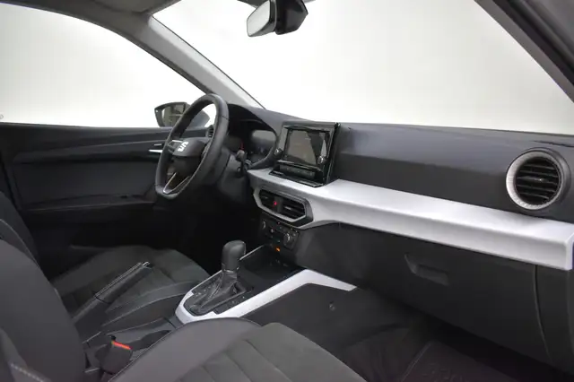 Seat Arona view 9