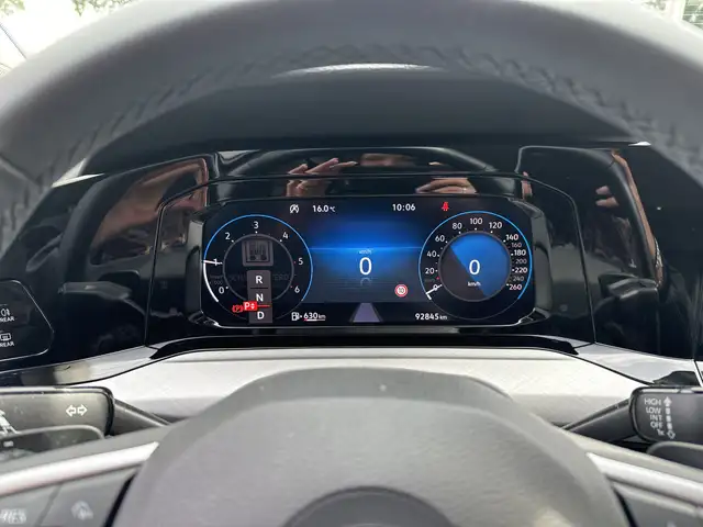 Volkswagen Golf view 13