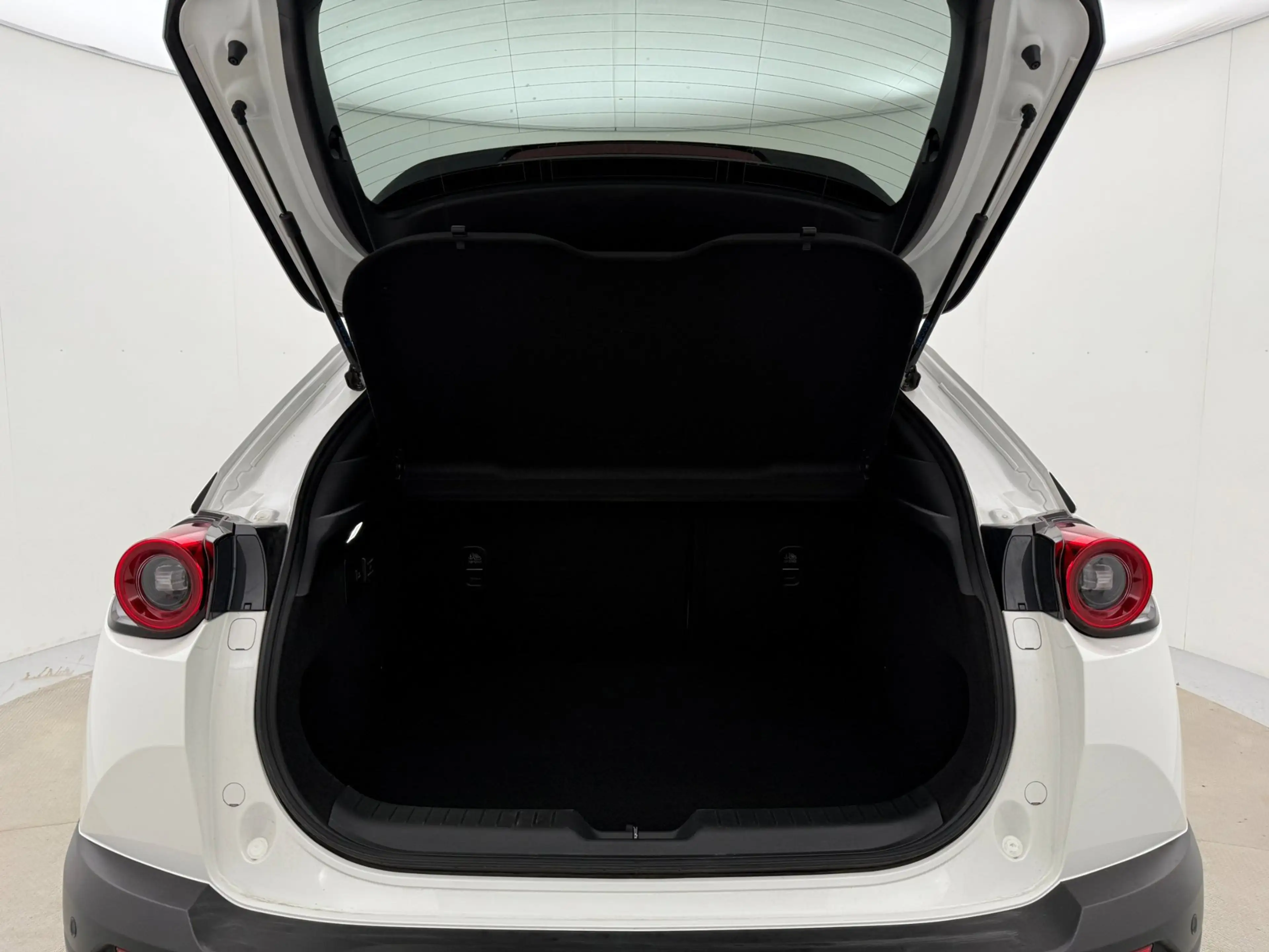 Mazda MX-30 E-SkyActiv R-EV 170 Makoto | Automaat | Adaptive c — photo 16