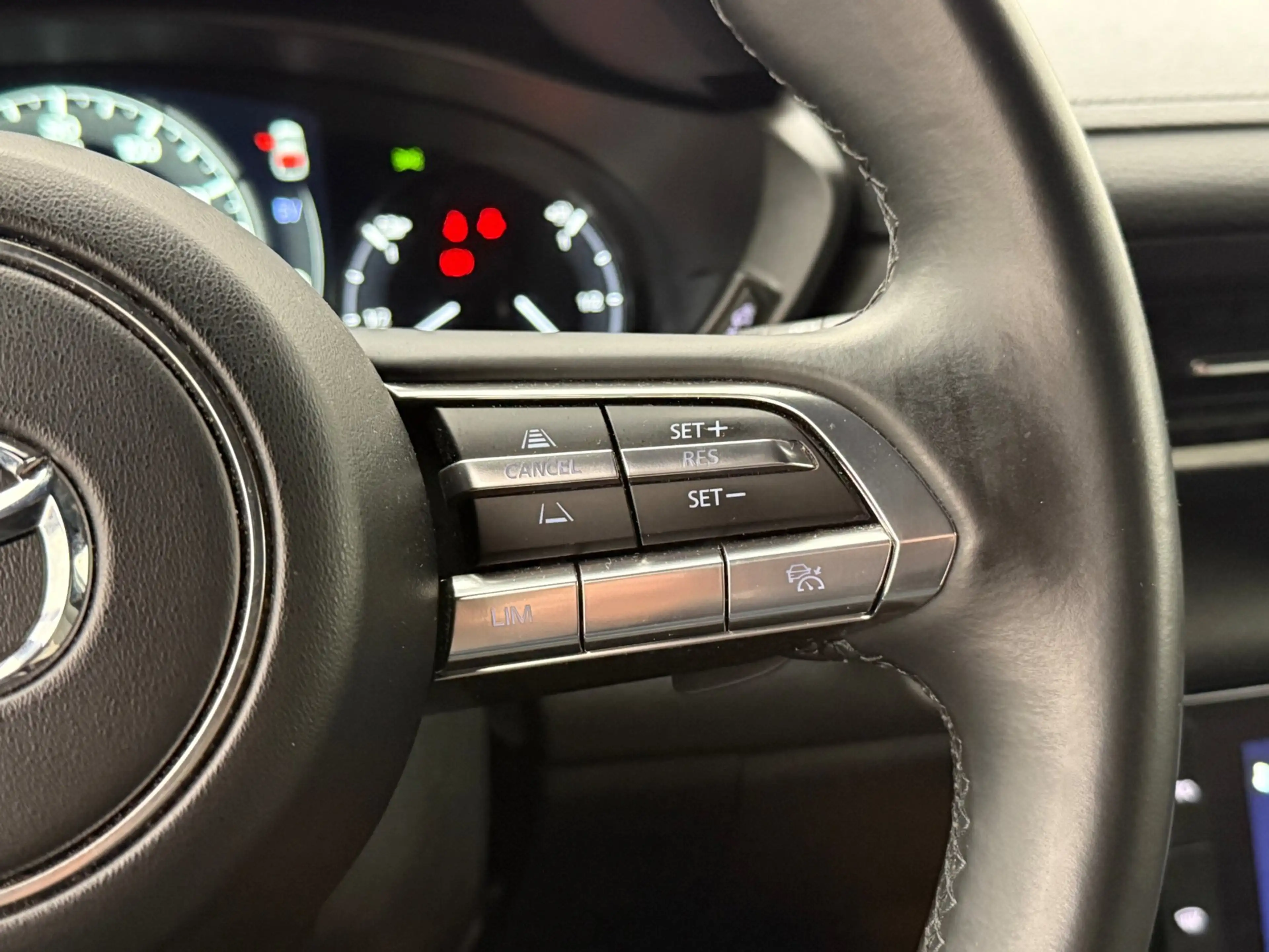 Mazda MX-30 E-SkyActiv R-EV 170 Makoto | Automaat | Adaptive c — photo 19