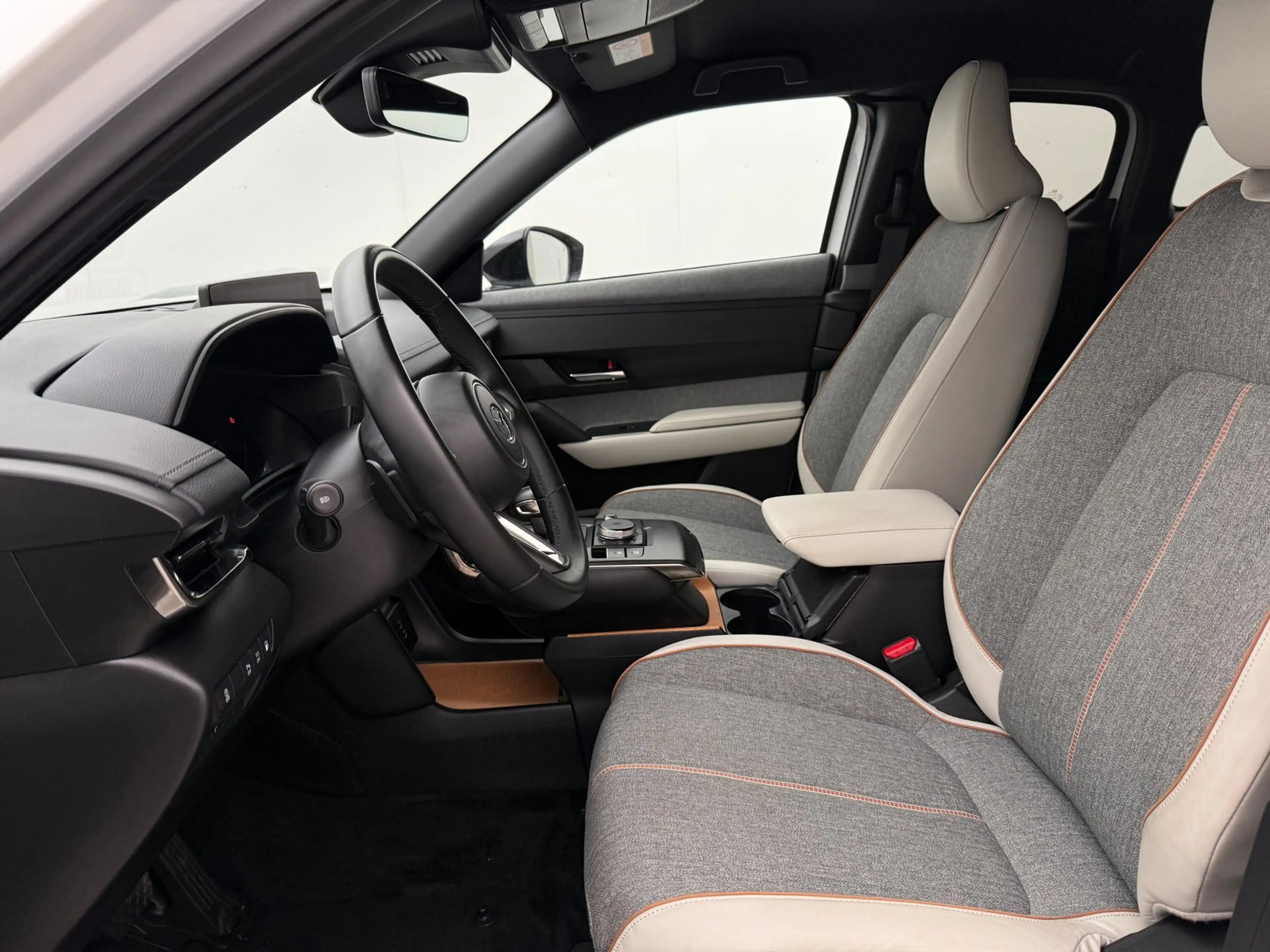 Mazda MX-30 E-SkyActiv R-EV 170 Makoto | Automaat | Adaptive c — photo 5
