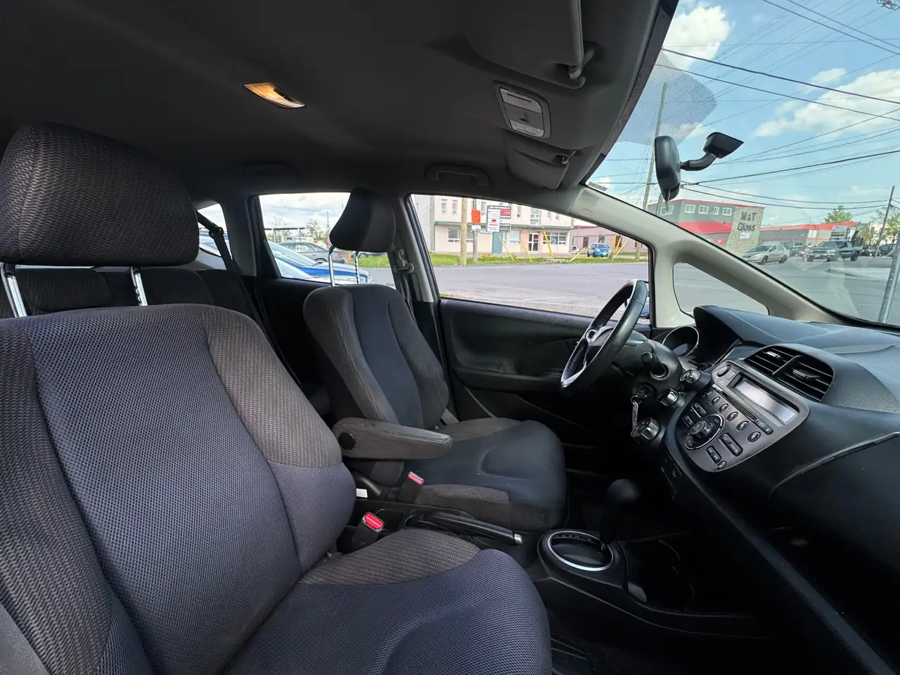 Honda Fit снимка Honda Fit