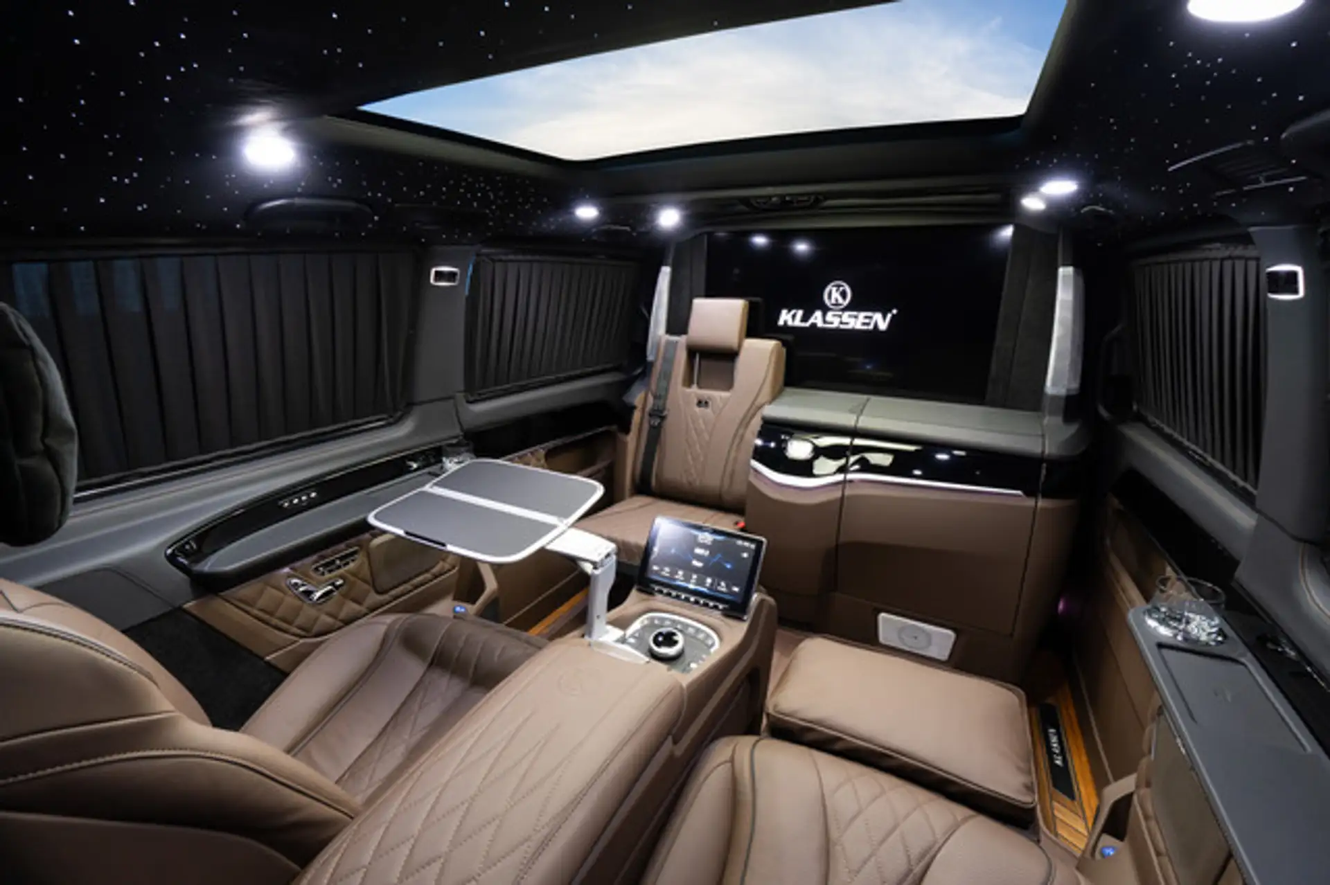벤츠 V300 2026 검정 사진 8