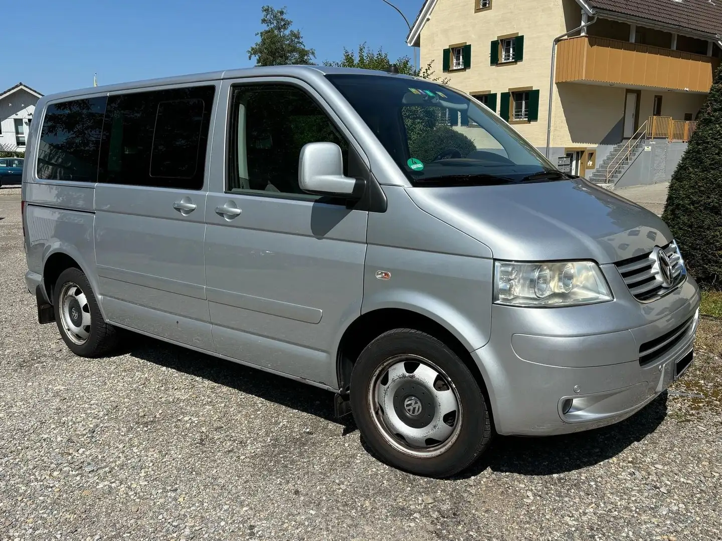 Volkswagen T5 Multivan Multivan DPF Highline Autm. Plateado - 1