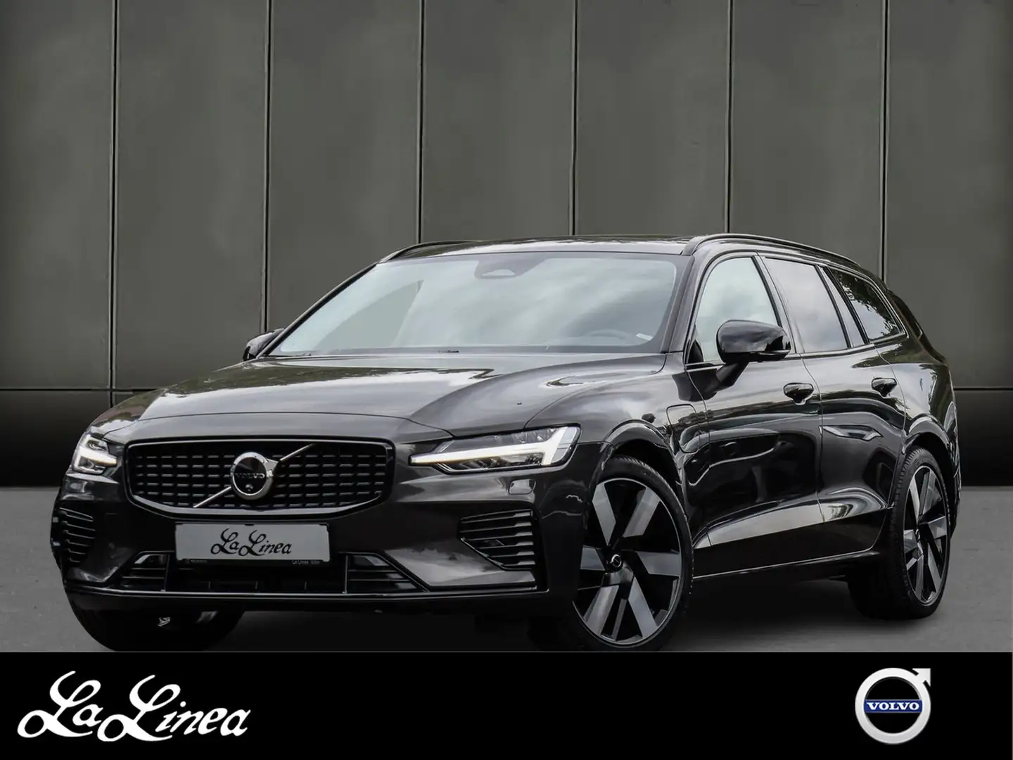 Volvo V60 T6 Recharge AWD Ultra Dark NP:82.540,-//AHK/360... Grau - 1