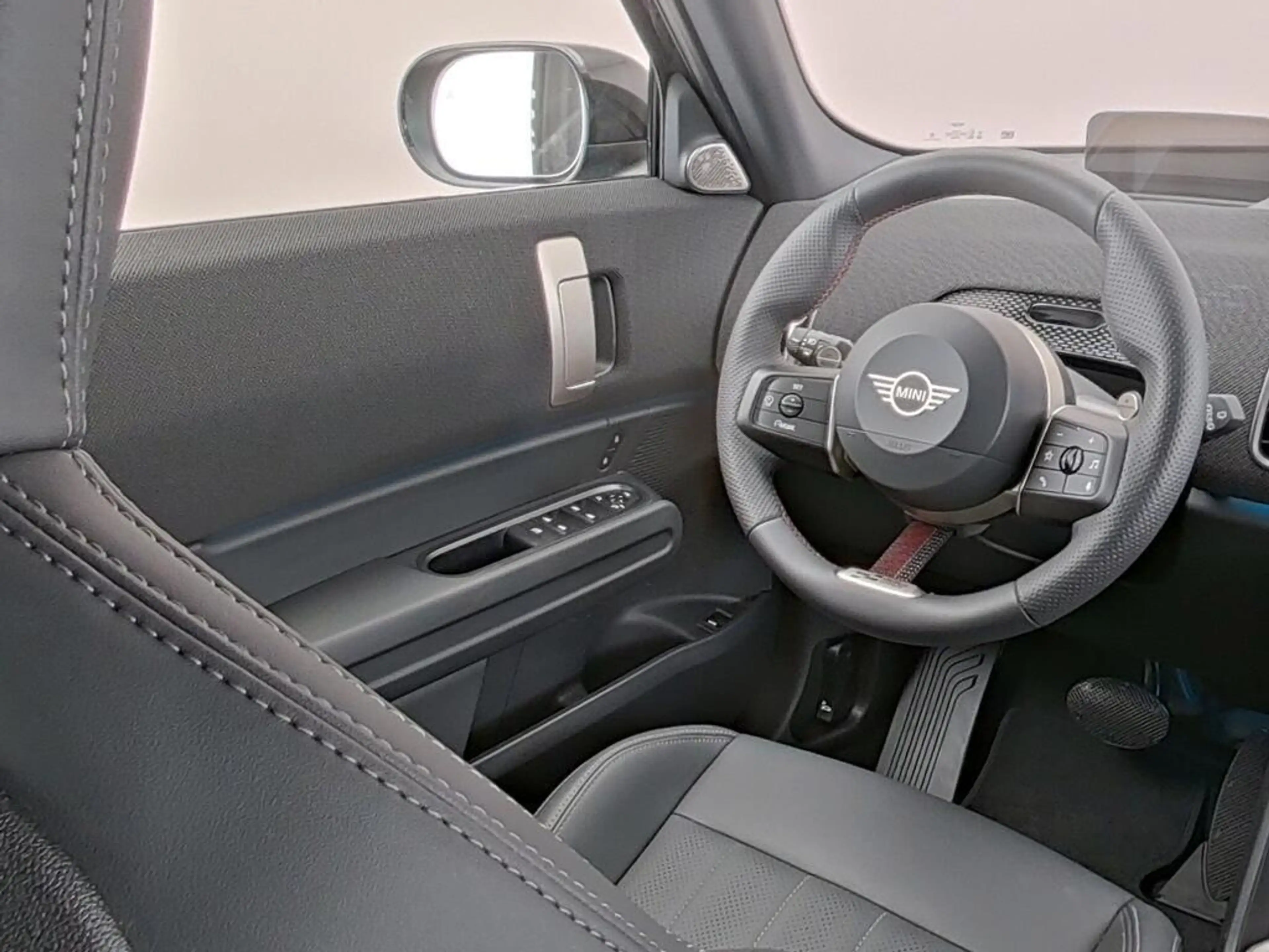 MINI John Cooper Works Countryman 1.5 C XL — photo 4