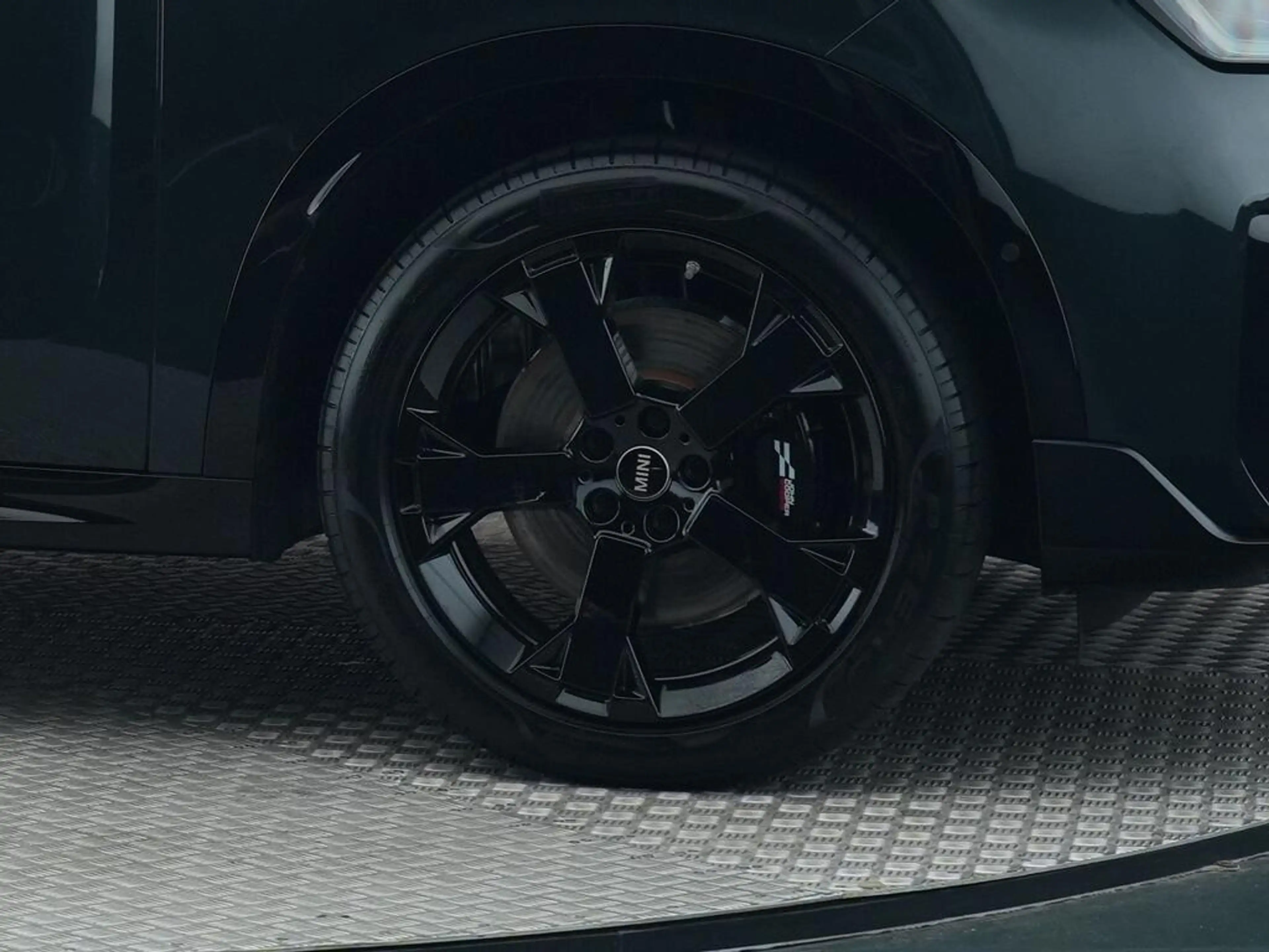 MINI John Cooper Works Countryman 1.5 C XL — photo 14